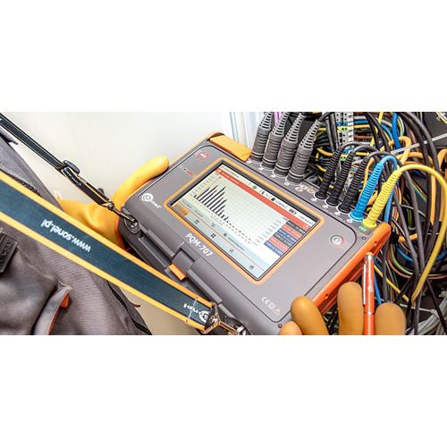 The Sonel PQM-707 is a mobile power quality analyzer that measures and analyzes power supply parameters in power networks (DC and 50/60 Hz) and records them in memory. It performs class S measurements in accordance with IEC 61000-4-30, with a 7-inch touch screen and a built-in lithium-ion battery.

